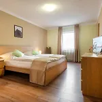City Hotel 3* 가이렌키르첸