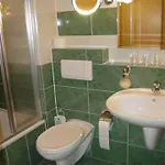 City Hotel Hotel