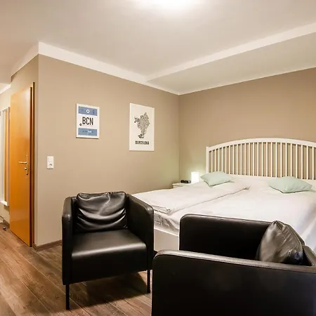 City Hotel