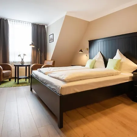 City Hotel Hotell