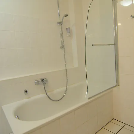 City Hotel 3* غايلنكيرشن